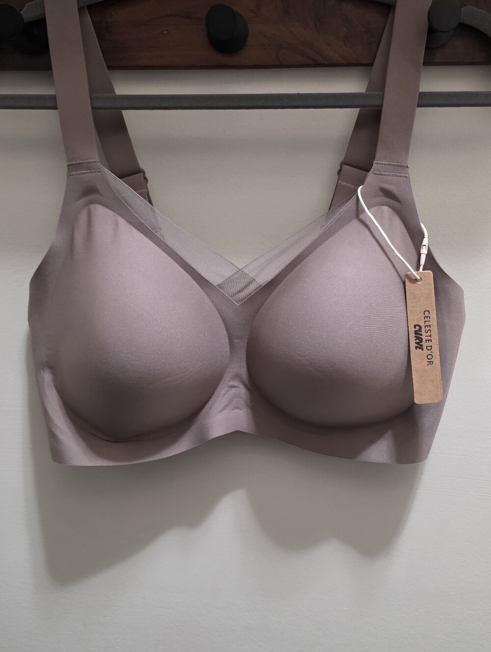 NWT Celeste D'or Curve Wireless Support & Lift V-Neck Mesh Bra